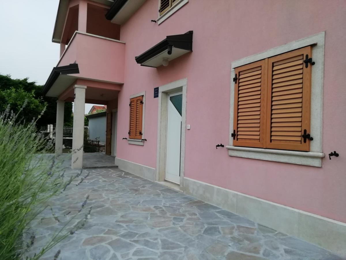 בוג'ה Apartmani Vesna מראה חיצוני תמונה